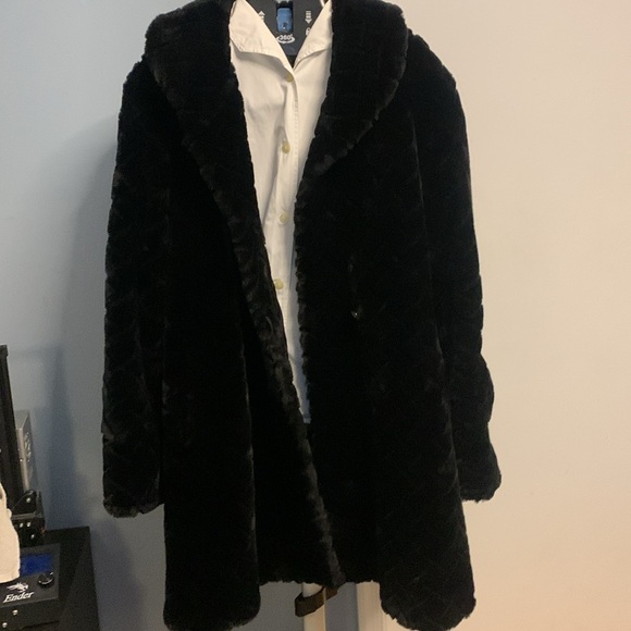 Stunning Heavy Weight Black Jacket - Picture 2 of 7